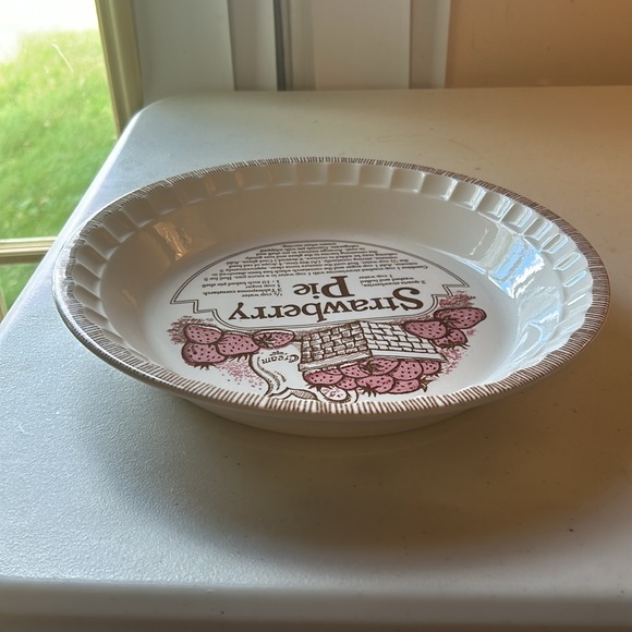 Royal China Jeannette Ceramic “Strawberry Pie Recipe “ Pue Pan - Picture 6 of 6